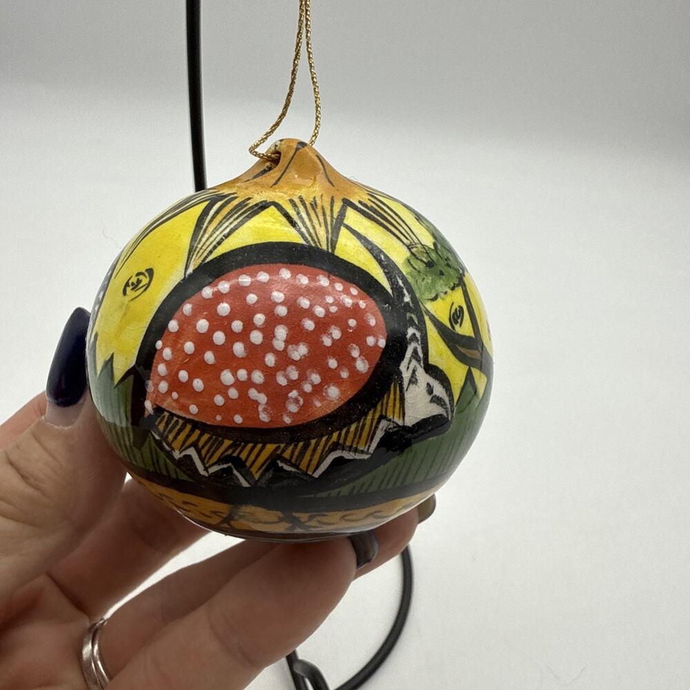 Vtg 2.5” Penzo Zimbabwe Hand Painted Pottery Ornament African Safari